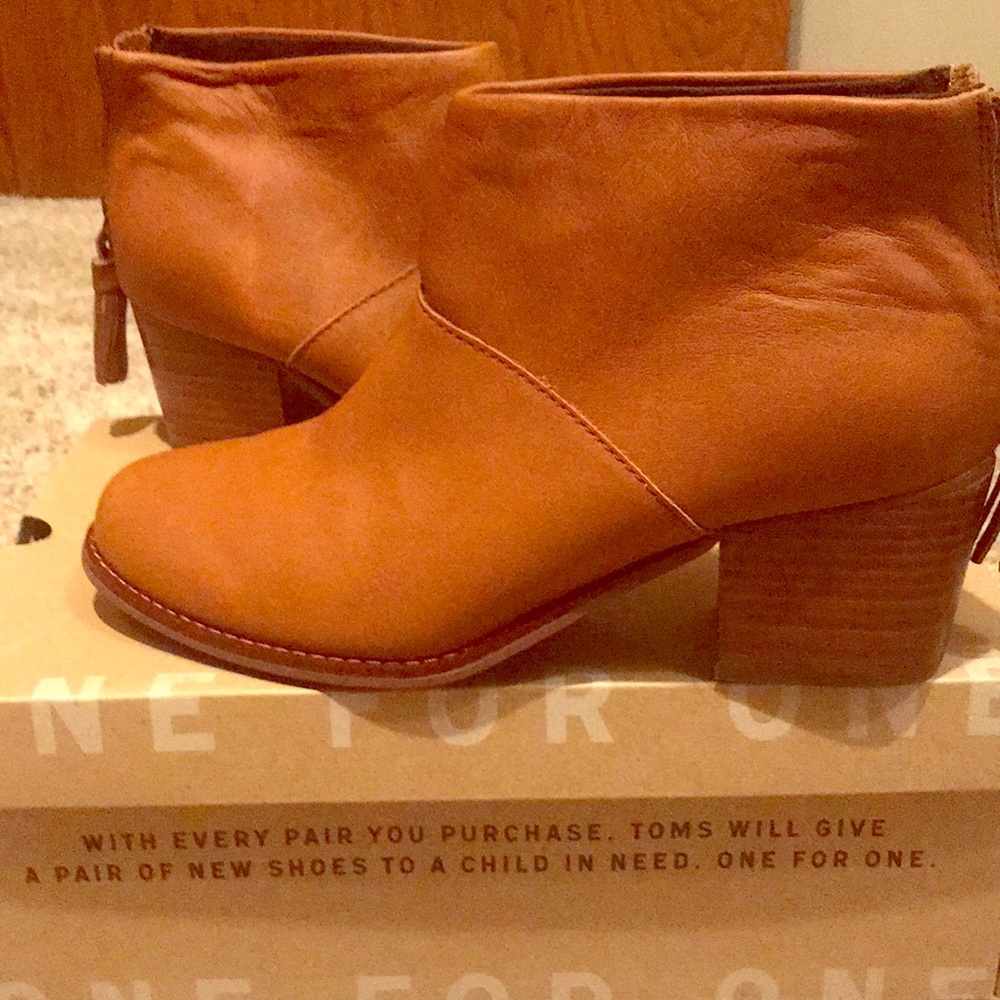 Toms Booties